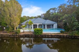 5 Skipper Place, Twin Waters, QLD 4564